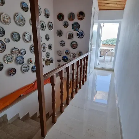 Sobe Biserka I Mario Gæstehus Brseč