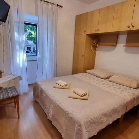 Sobe Biserka I Mario Gæstehus Brseč