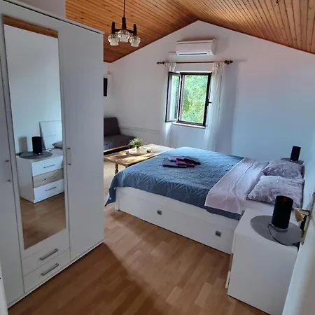 Sobe Biserka I Mario Brseč