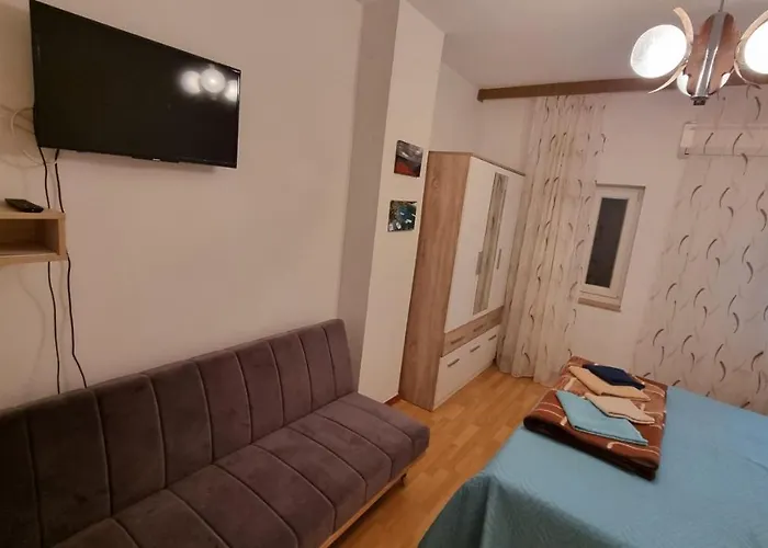 Sobe Biserka I Mario Πανσιόν Brseč