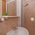 Guest house Sobe Biserka I Mario Brsec