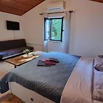 Guest house Sobe Biserka I Mario Brsec