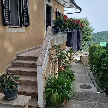 Sobe Biserka I Mario Penzion 3*