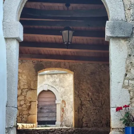 Sobe Biserka I Mario 3* Brseč