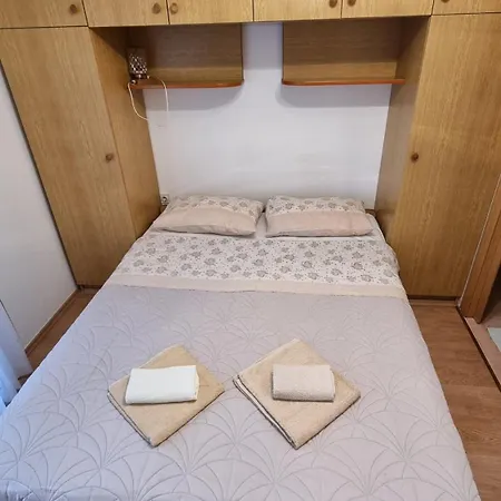 Sobe Biserka I Mario Penzion